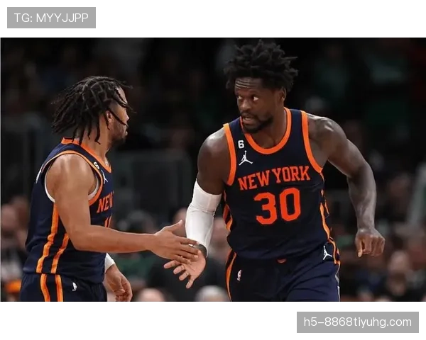 兰德尔无球效率下滑，对比上赛季阵地战影响力减弱