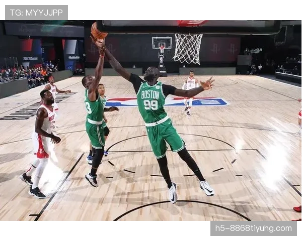 本·戈登三分高效输出对比同期后卫表现明显提升