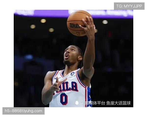 篮下封锁制造错位压制对手内线，拉塞尔造就11冠